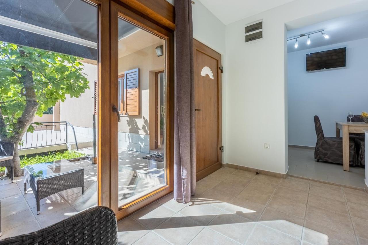 דראמליי Apartmani Anita מראה חיצוני תמונה