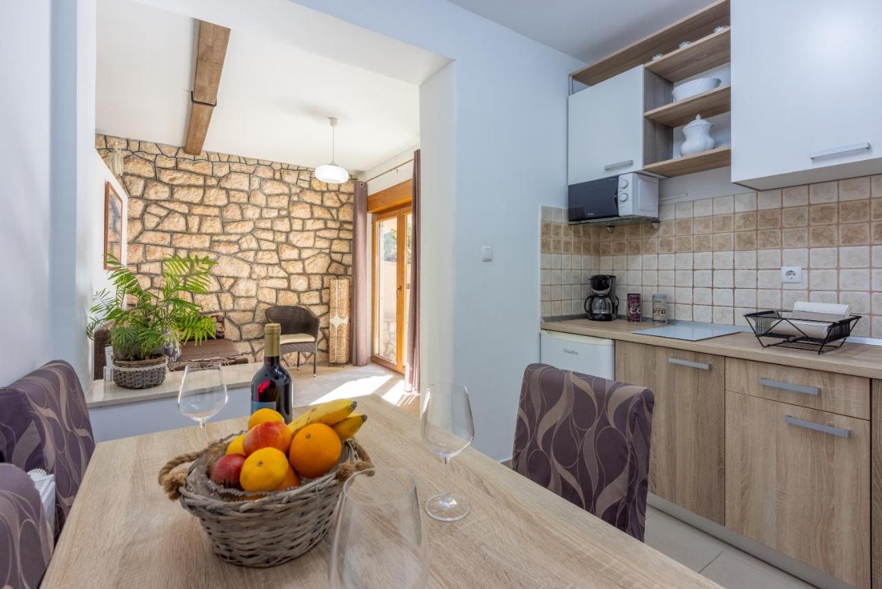 דראמליי Apartmani Anita מראה חיצוני תמונה