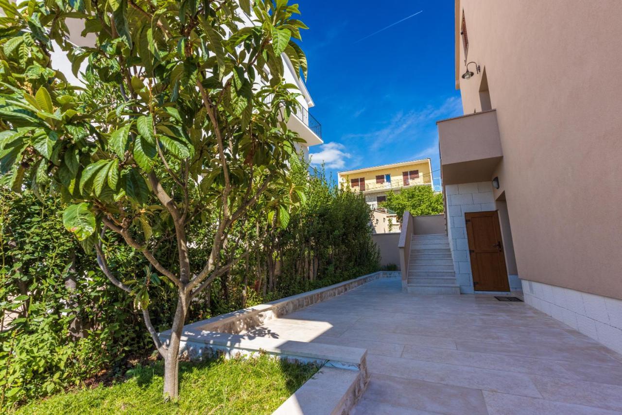 דראמליי Apartmani Anita מראה חיצוני תמונה