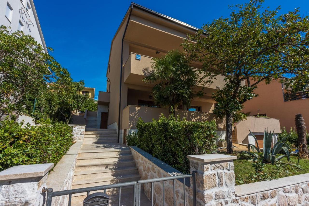 דראמליי Apartmani Anita מראה חיצוני תמונה